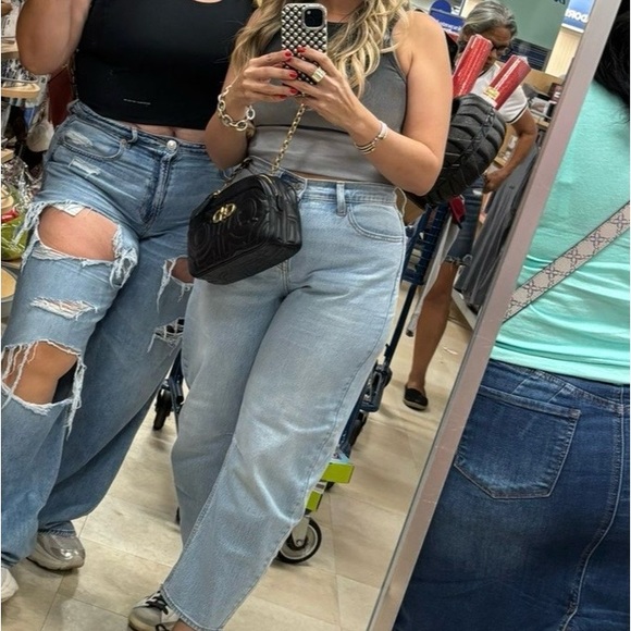 Salvatore Ferragamo Black Crossbody Bag with Gold Accents - Picture 8 of 8